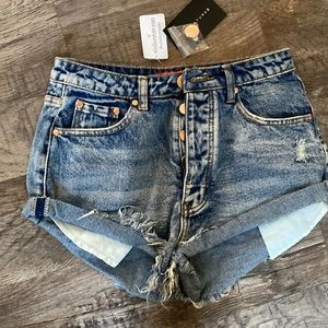 NWT Windsor signature jean shorts medium button fly raw hem super short